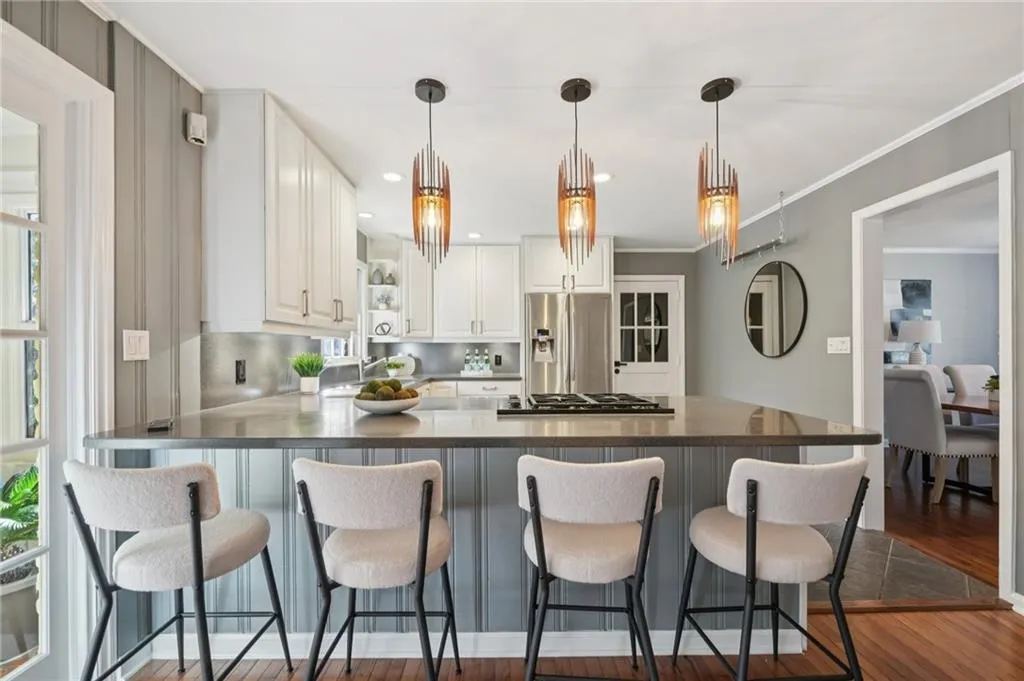 5795 Timberlane Terrace, Atlanta, Georgia 30328, 3 Bedrooms Bedrooms, ,2 BathroomsBathrooms,Residential,For Sale,5795 Timberlane Terrace,7693214