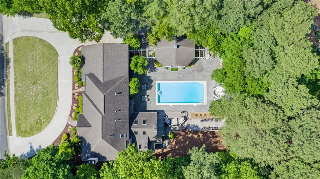 5485 Errol Place, Sandy Springs, Georgia 30327, 6 Bedrooms Bedrooms, ,6 BathroomsBathrooms,Residential,Sold,5485 Errol Place,6882649 5485 Errol Place, Sandy Springs, Georgia 30327, 6 Bedrooms Bedrooms, ,6 BathroomsBathrooms,Residential,Sold,5485 Errol Place,6882649