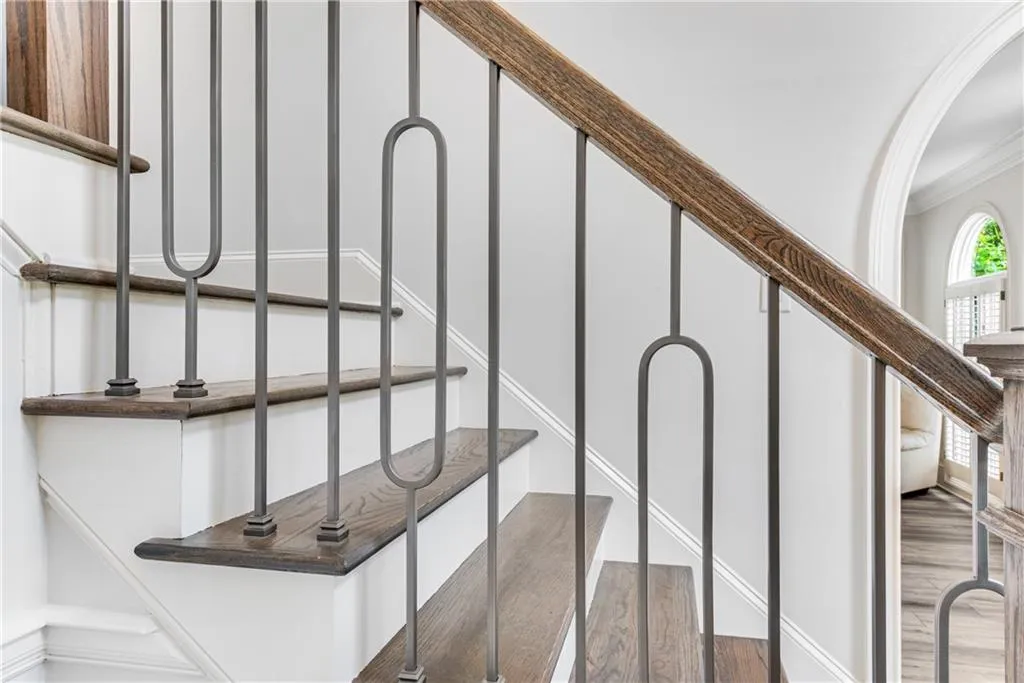 5485 Errol Place, Sandy Springs, Georgia 30327, 6 Bedrooms Bedrooms, ,6 BathroomsBathrooms,Residential,Sold,5485 Errol Place,6882649 5485 Errol Place, Sandy Springs, Georgia 30327, 6 Bedrooms Bedrooms, ,6 BathroomsBathrooms,Residential,Sold,5485 Errol Place,6882649