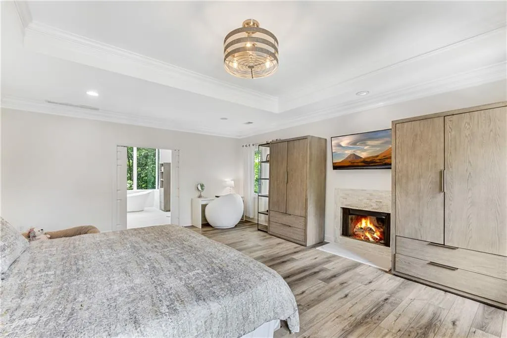 5485 Errol Place, Sandy Springs, Georgia 30327, 6 Bedrooms Bedrooms, ,6 BathroomsBathrooms,Residential,Sold,5485 Errol Place,6882649 5485 Errol Place, Sandy Springs, Georgia 30327, 6 Bedrooms Bedrooms, ,6 BathroomsBathrooms,Residential,Sold,5485 Errol Place,6882649