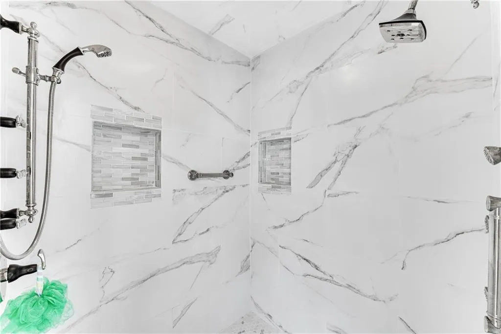 5485 Errol Place, Sandy Springs, Georgia 30327, 6 Bedrooms Bedrooms, ,6 BathroomsBathrooms,Residential,Sold,5485 Errol Place,6882649 5485 Errol Place, Sandy Springs, Georgia 30327, 6 Bedrooms Bedrooms, ,6 BathroomsBathrooms,Residential,Sold,5485 Errol Place,6882649