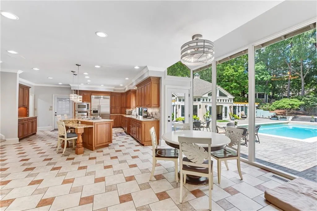 5485 Errol Place, Sandy Springs, Georgia 30327, 6 Bedrooms Bedrooms, ,6 BathroomsBathrooms,Residential,Sold,5485 Errol Place,6882649 5485 Errol Place, Sandy Springs, Georgia 30327, 6 Bedrooms Bedrooms, ,6 BathroomsBathrooms,Residential,Sold,5485 Errol Place,6882649