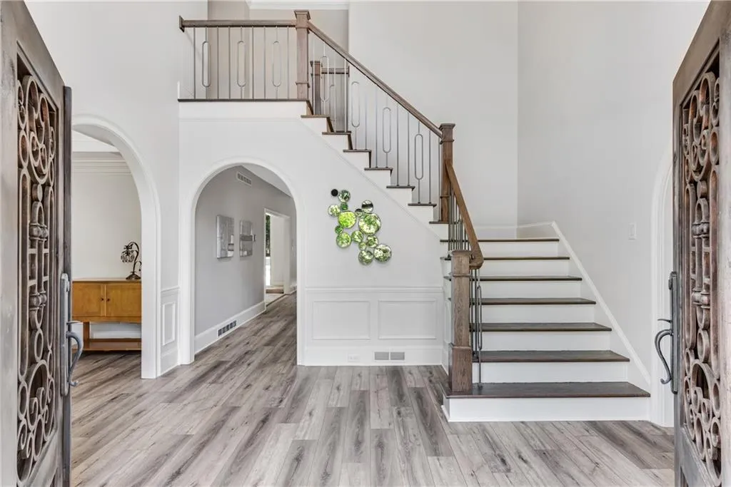 5485 Errol Place, Sandy Springs, Georgia 30327, 6 Bedrooms Bedrooms, ,6 BathroomsBathrooms,Residential,Sold,5485 Errol Place,6882649 5485 Errol Place, Sandy Springs, Georgia 30327, 6 Bedrooms Bedrooms, ,6 BathroomsBathrooms,Residential,Sold,5485 Errol Place,6882649