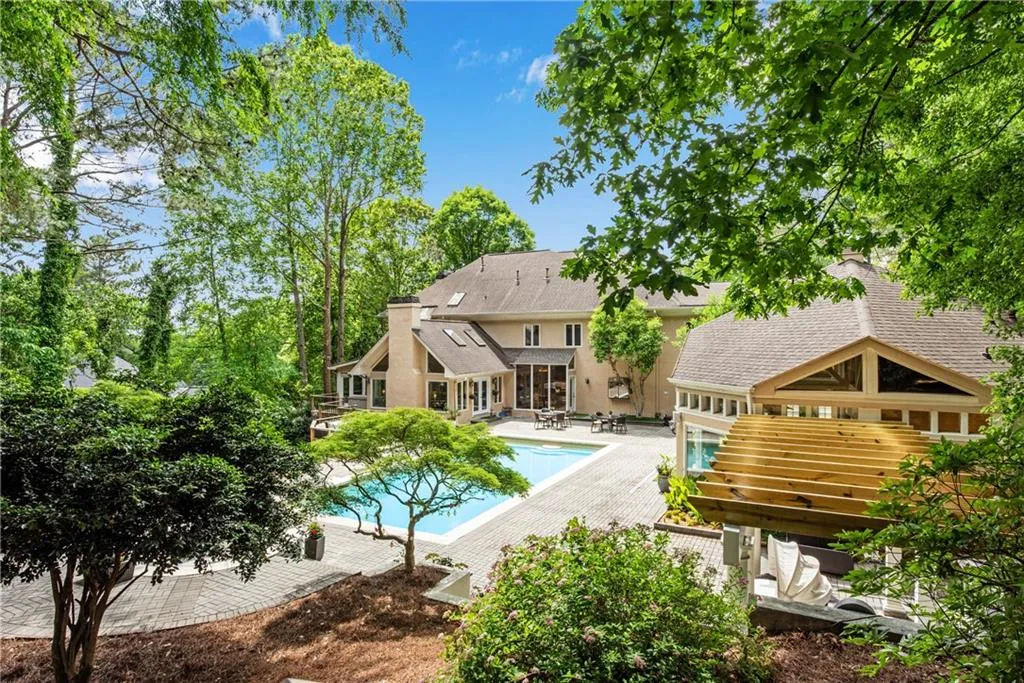 5485 Errol Place, Sandy Springs, Georgia 30327, 6 Bedrooms Bedrooms, ,6 BathroomsBathrooms,Residential,Sold,5485 Errol Place,6882649 5485 Errol Place, Sandy Springs, Georgia 30327, 6 Bedrooms Bedrooms, ,6 BathroomsBathrooms,Residential,Sold,5485 Errol Place,6882649