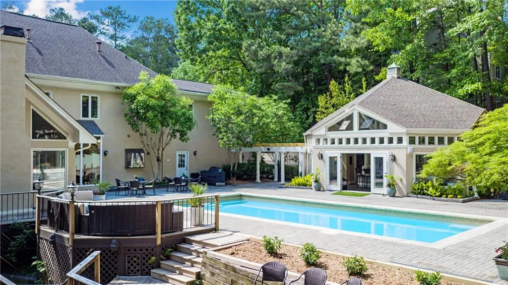 5485 Errol Place, Sandy Springs, Georgia 30327, 6 Bedrooms Bedrooms, ,6 BathroomsBathrooms,Residential,Sold,5485 Errol Place,6882649 5485 Errol Place, Sandy Springs, Georgia 30327, 6 Bedrooms Bedrooms, ,6 BathroomsBathrooms,Residential,Sold,5485 Errol Place,6882649