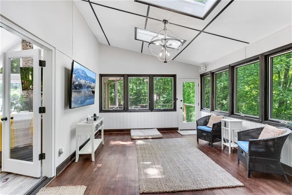 5485 Errol Place, Sandy Springs, Georgia 30327, 6 Bedrooms Bedrooms, ,6 BathroomsBathrooms,Residential,Sold,5485 Errol Place,6882649 5485 Errol Place, Sandy Springs, Georgia 30327, 6 Bedrooms Bedrooms, ,6 BathroomsBathrooms,Residential,Sold,5485 Errol Place,6882649