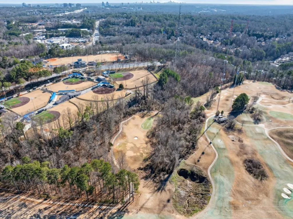 4102 Santa Fe Parkway, Sandy Springs, Georgia 30350, 3 Bedrooms Bedrooms, ,2 BathroomsBathrooms,Residential,For Sale,4102 Santa Fe Parkway,7720221