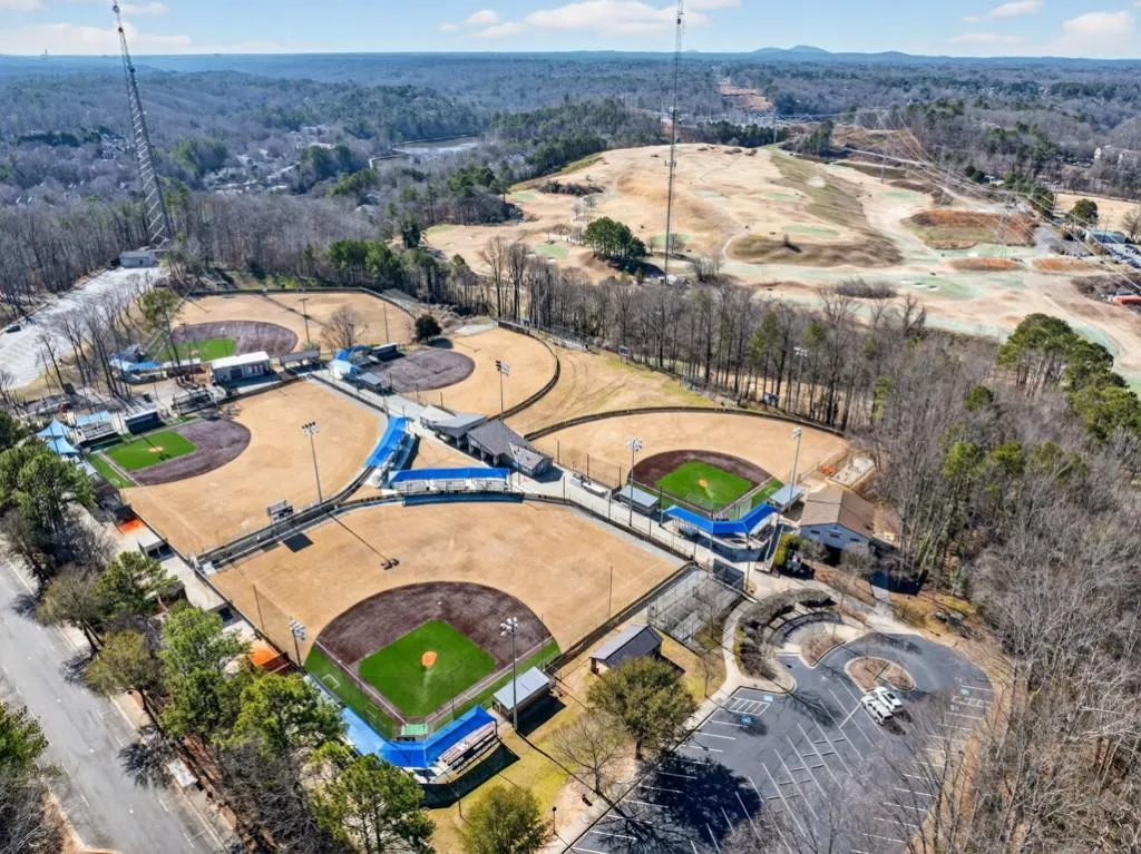 4102 Santa Fe Parkway, Sandy Springs, Georgia 30350, 3 Bedrooms Bedrooms, ,2 BathroomsBathrooms,Residential,For Sale,4102 Santa Fe Parkway,7720221