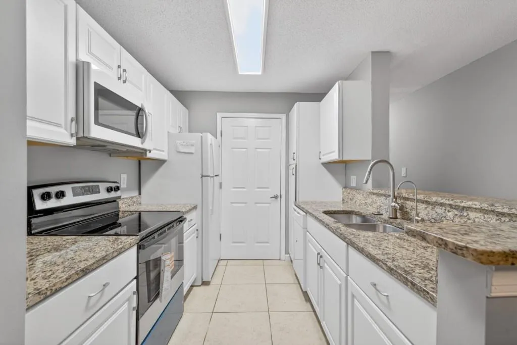4102 Santa Fe Parkway, Sandy Springs, Georgia 30350, 3 Bedrooms Bedrooms, ,2 BathroomsBathrooms,Residential,For Sale,4102 Santa Fe Parkway,7720221