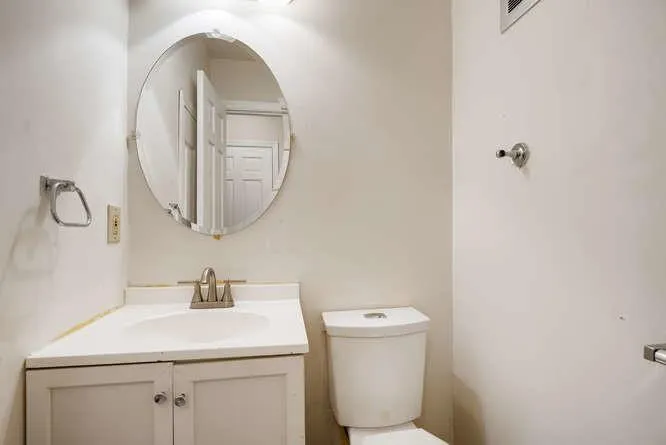 330 Winding River Drive Unit F, Sandy Springs, Georgia 30350, 3 Bedrooms Bedrooms, ,2 BathroomsBathrooms,Residential,Sold,330 Winding River Drive Unit F,6606467