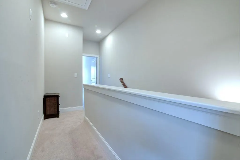 4755 Roswell Road, Atlanta, Georgia 30342, 2 Bedrooms Bedrooms, ,2 BathroomsBathrooms,Residential,Sold,4755 Roswell Road,6761115