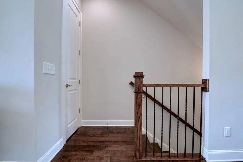 4755 Roswell Road, Atlanta, Georgia 30342, 2 Bedrooms Bedrooms, ,2 BathroomsBathrooms,Residential,Sold,4755 Roswell Road,6761115