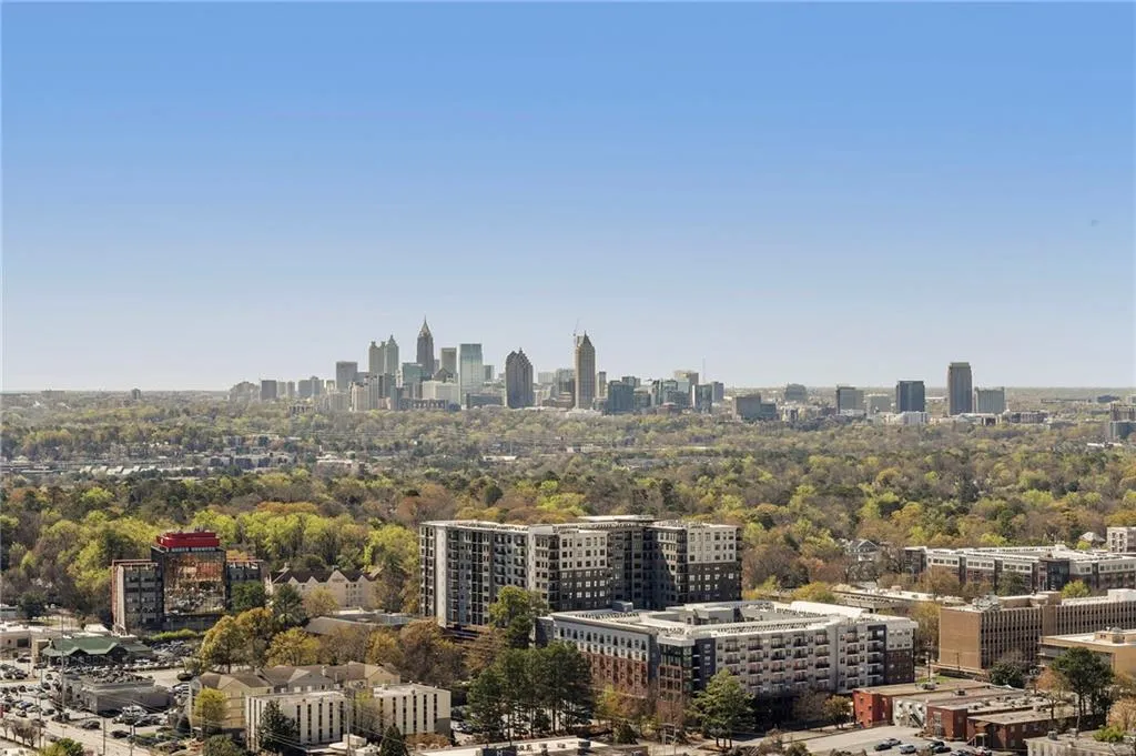 3324 Peachtree Road Ne Unit 2804, Atlanta, Georgia 30326, 1 Bedroom Bedrooms, ,1 BathroomBathrooms,Residential,For Sale,3324 Peachtree Road Ne Unit 2804,7730295