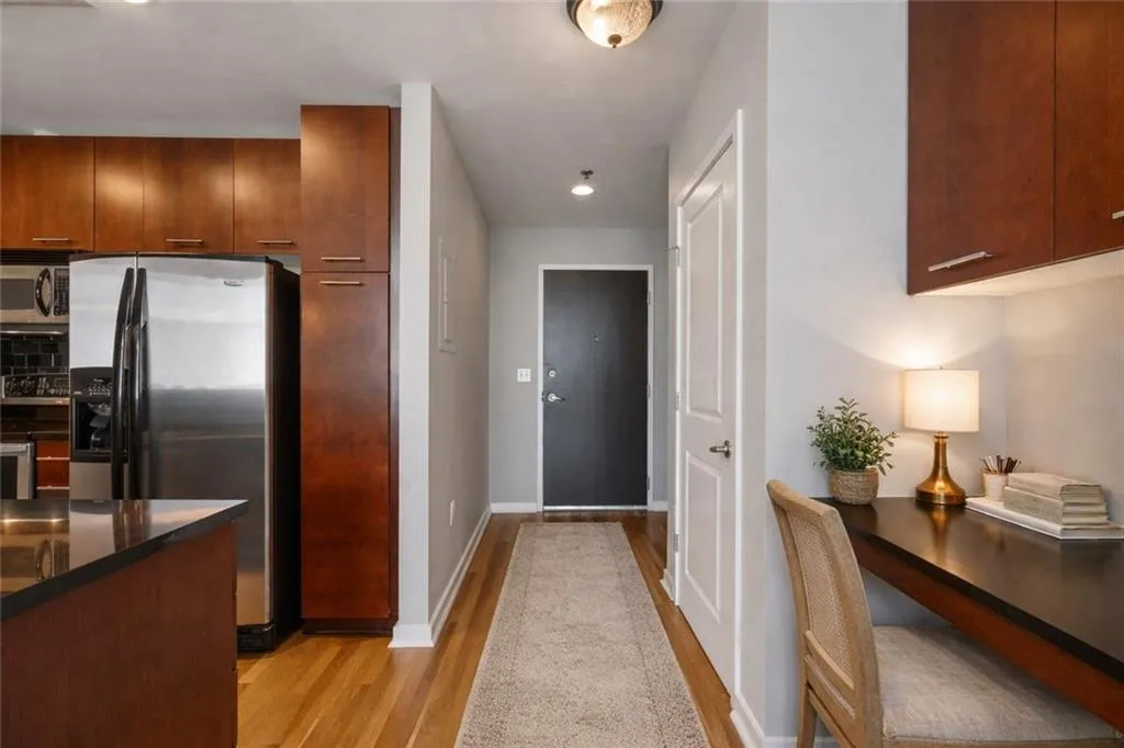 3324 Peachtree Road Ne Unit 2804, Atlanta, Georgia 30326, 1 Bedroom Bedrooms, ,1 BathroomBathrooms,Residential,For Sale,3324 Peachtree Road Ne Unit 2804,7730295