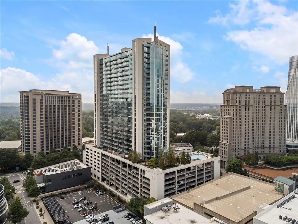 3324 Peachtree Road Ne Unit 2804, Atlanta, Georgia 30326, 1 Bedroom Bedrooms, ,1 BathroomBathrooms,Residential,For Sale,3324 Peachtree Road Ne Unit 2804,7730295
