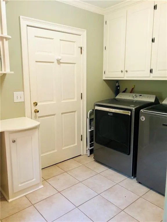 520 Valley Hall Drive, Sandy Springs, Georgia 30350, 4 Bedrooms Bedrooms, ,3 BathroomsBathrooms,Residential,Sold,520 Valley Hall Drive,6899817