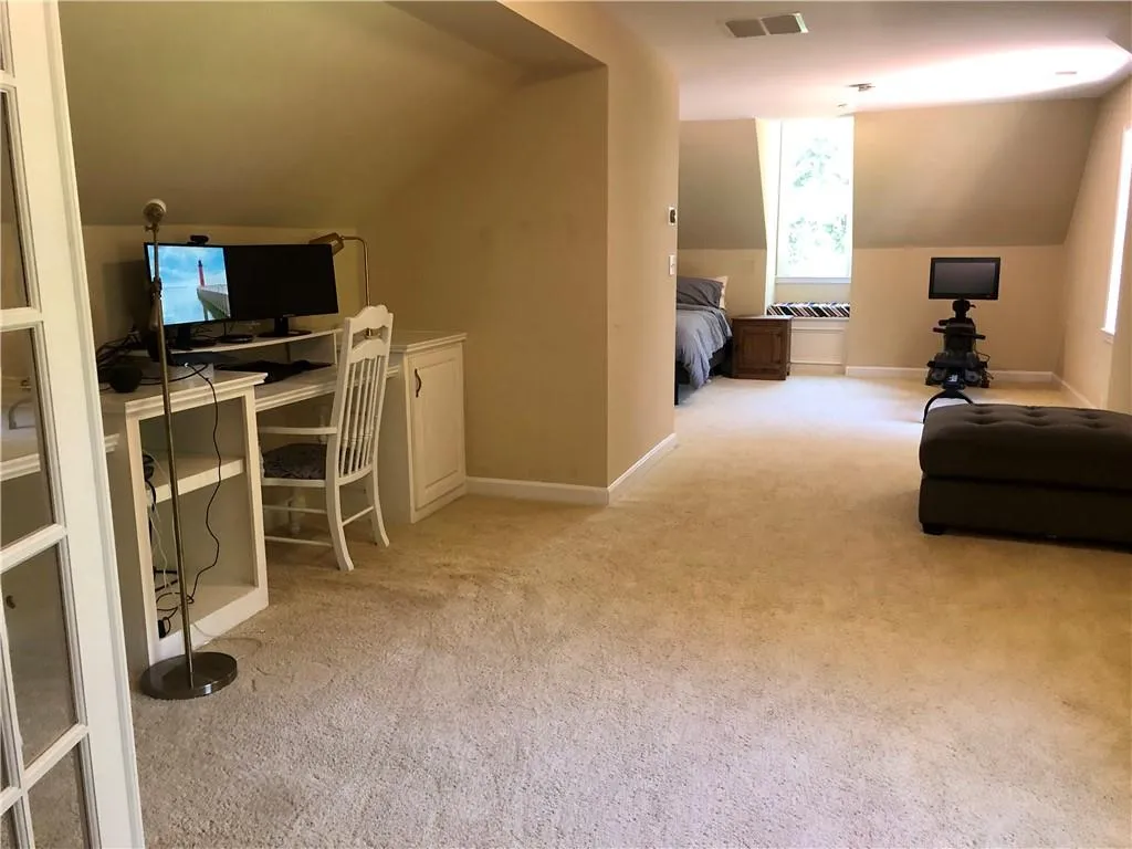 520 Valley Hall Drive, Sandy Springs, Georgia 30350, 4 Bedrooms Bedrooms, ,3 BathroomsBathrooms,Residential,Sold,520 Valley Hall Drive,6899817