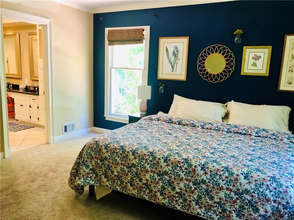 520 Valley Hall Drive, Sandy Springs, Georgia 30350, 4 Bedrooms Bedrooms, ,3 BathroomsBathrooms,Residential,Sold,520 Valley Hall Drive,6899817