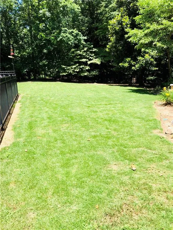 520 Valley Hall Drive, Sandy Springs, Georgia 30350, 4 Bedrooms Bedrooms, ,3 BathroomsBathrooms,Residential,Sold,520 Valley Hall Drive,6899817