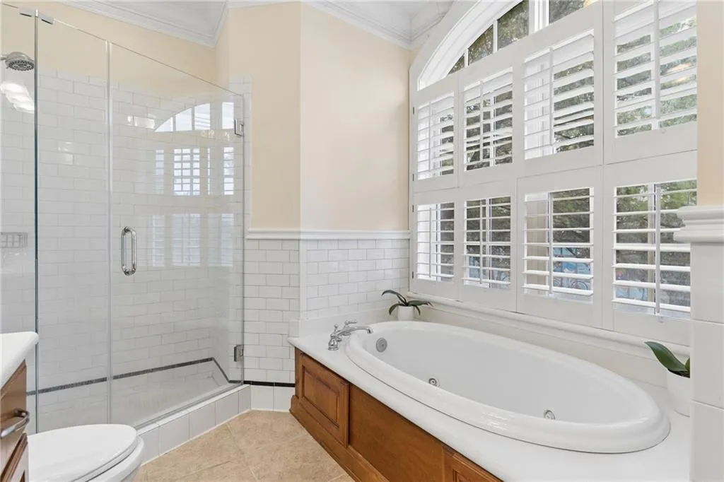 77 Peachtree Place Ne Unit 107, Atlanta, Georgia 30309, 2 Bedrooms Bedrooms, 0 ,2 BathroomsBathrooms,Residential,For Sale,77 Peachtree Place Ne Unit 107,7801708
