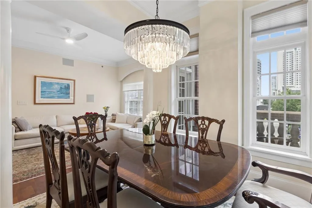 77 Peachtree Place Ne Unit 107, Atlanta, Georgia 30309, 2 Bedrooms Bedrooms, 0 ,2 BathroomsBathrooms,Residential,For Sale,77 Peachtree Place Ne Unit 107,7801708