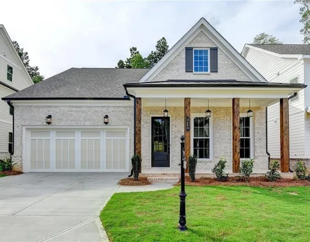 The Madilyn B - Owner's suite on main level. Photos are of a previously built Madilyn home and not of the actual home.