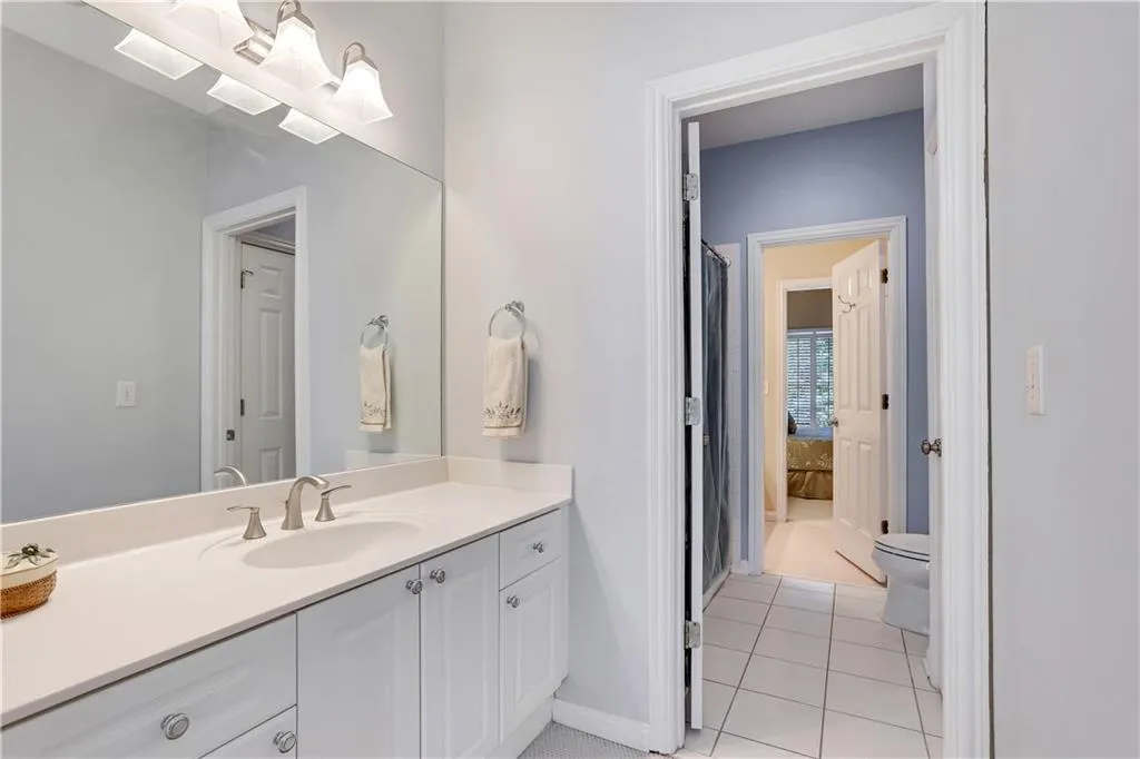 Private vanity area for two bedrooms