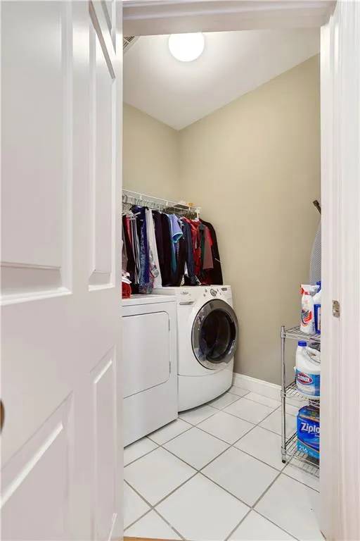 Laundry room off kitchen