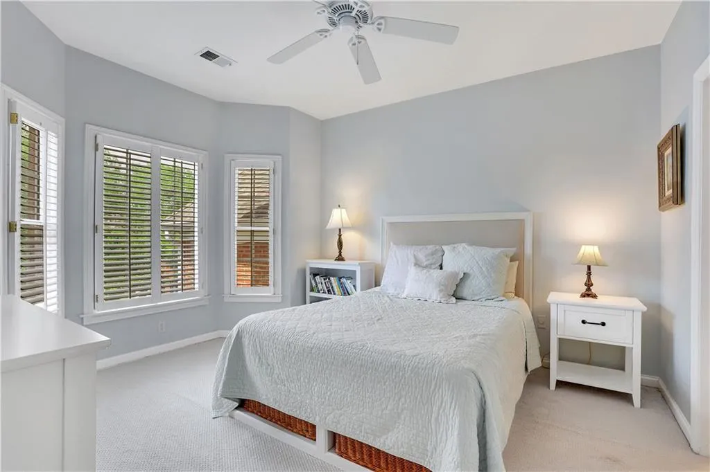 Second bedroom