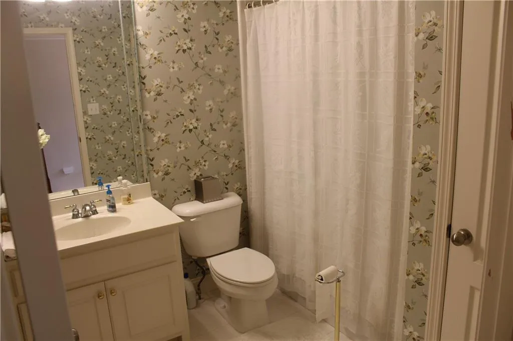 205 Aerie Court, Atlanta, Georgia 30350, 6 Bedrooms Bedrooms, ,5 BathroomsBathrooms,Residential,Sold,205 Aerie Court,5649781