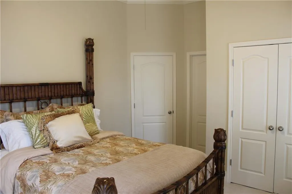 205 Aerie Court, Atlanta, Georgia 30350, 6 Bedrooms Bedrooms, ,5 BathroomsBathrooms,Residential,Sold,205 Aerie Court,5649781