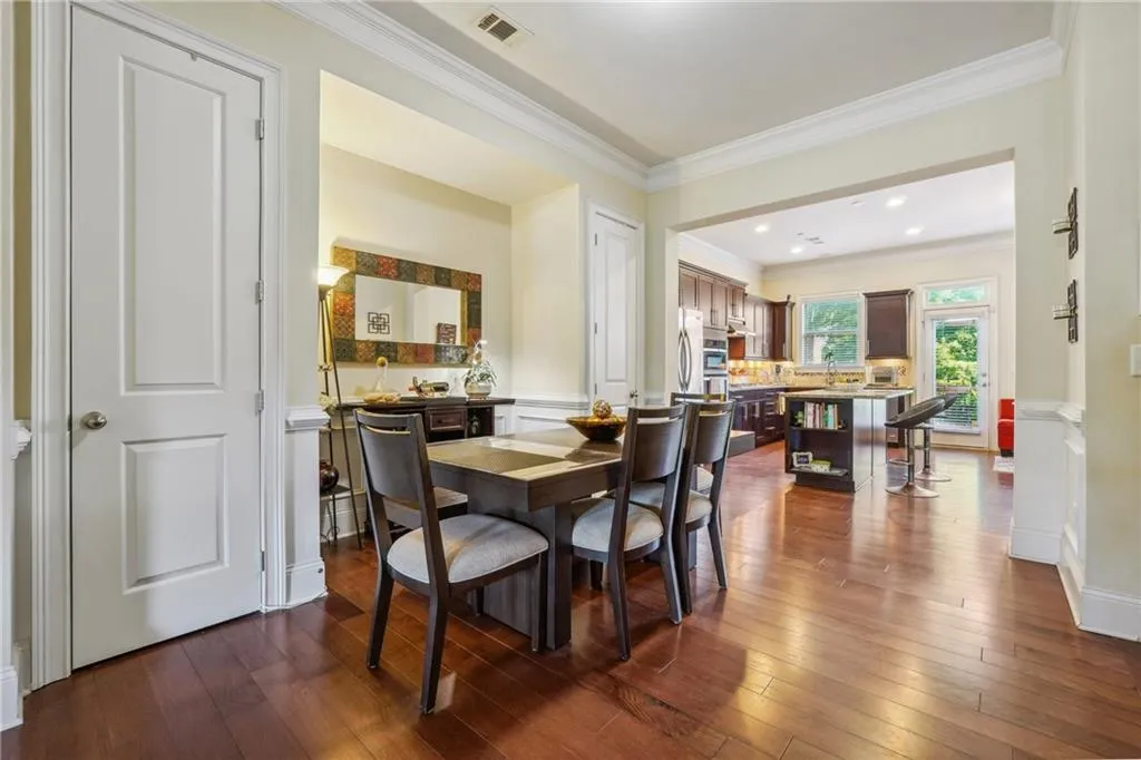 Breakfast Nook