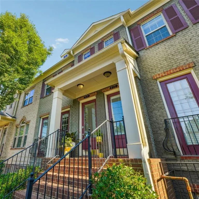 311 Alderwood Lane, Atlanta, Georgia 30328, 3 Bedrooms Bedrooms, ,3 BathroomsBathrooms,Residential,Sold,311 Alderwood Lane,7420959