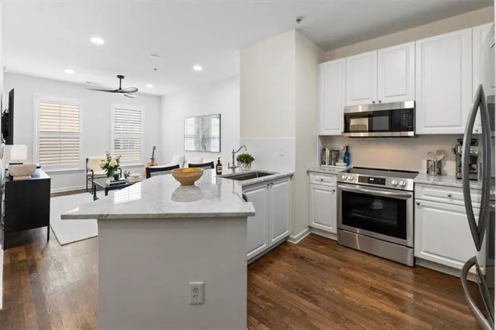10 Perimeter Summit Boulevard Unit 1402, Brookhaven, Georgia 30319