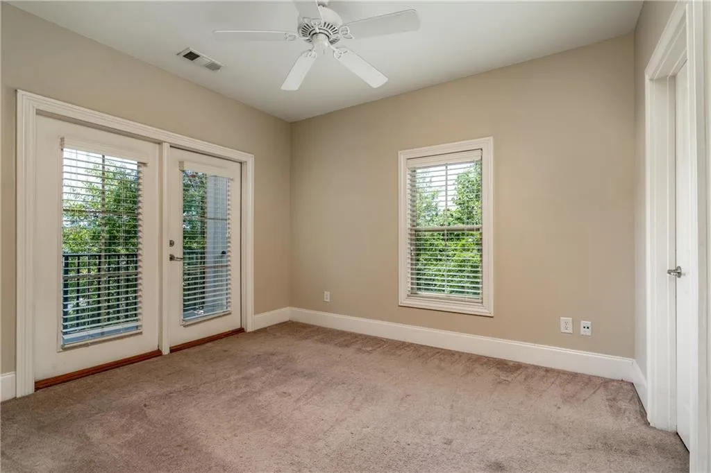 331 Le Gran Bend, Sandy Springs, Georgia 30328, 2 Bedrooms Bedrooms, ,2 BathroomsBathrooms,Residential,Sold,331 Le Gran Bend,6901358