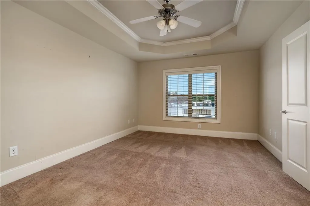 331 Le Gran Bend, Sandy Springs, Georgia 30328, 2 Bedrooms Bedrooms, ,2 BathroomsBathrooms,Residential,Sold,331 Le Gran Bend,6901358