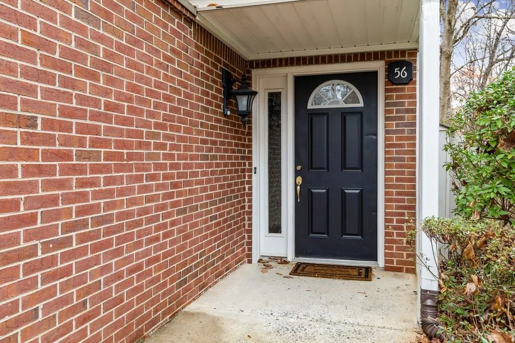 56 Dunwoody Springs Drive, Atlanta, Georgia 30328, 2 Bedrooms Bedrooms, ,2 BathroomsBathrooms,Residential,Sold,56 Dunwoody Springs Drive,6117512
