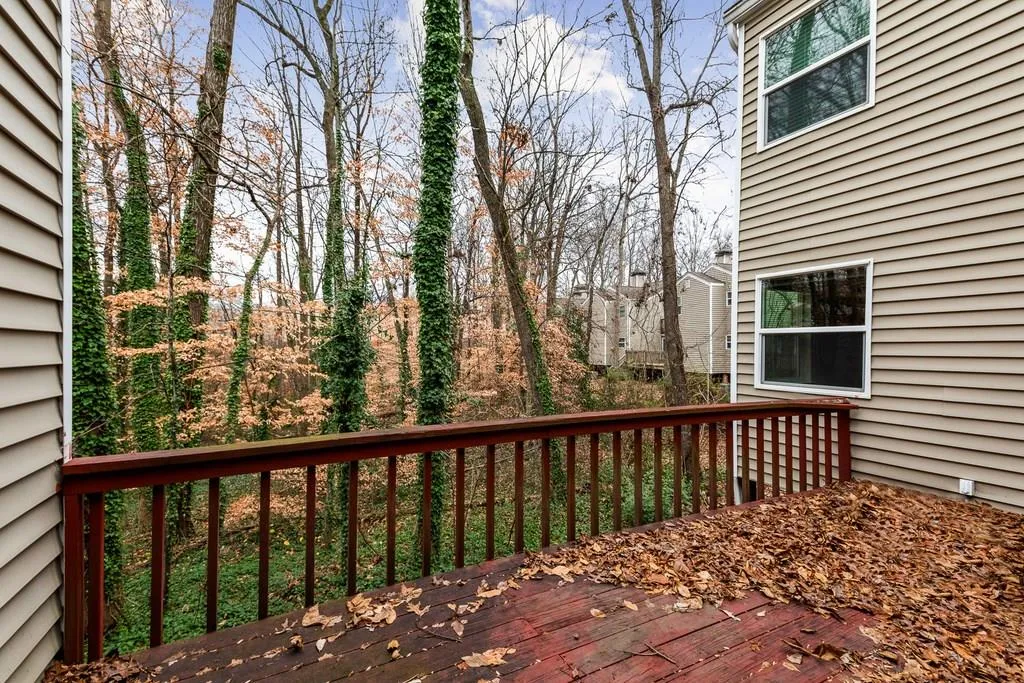 56 Dunwoody Springs Drive, Atlanta, Georgia 30328, 2 Bedrooms Bedrooms, ,2 BathroomsBathrooms,Residential,Sold,56 Dunwoody Springs Drive,6117512