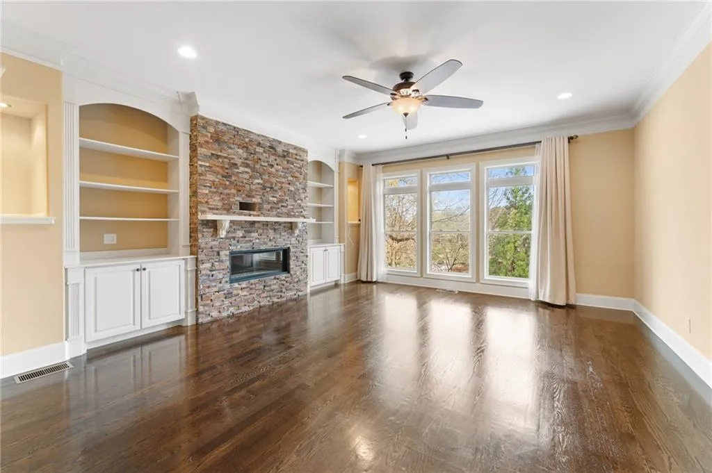 492 Pearl Cove Court, Atlanta, Georgia 30350, 4 Bedrooms Bedrooms, ,3 BathroomsBathrooms,Residential,Sold,492 Pearl Cove Court,7358598