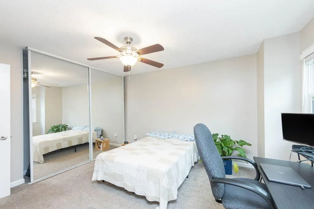 219 Peachtree Hollow Court, Sandy Springs, Georgia 30328, 2 Bedrooms Bedrooms, ,2 BathroomsBathrooms,Residential,Sold,219 Peachtree Hollow Court,7200282
