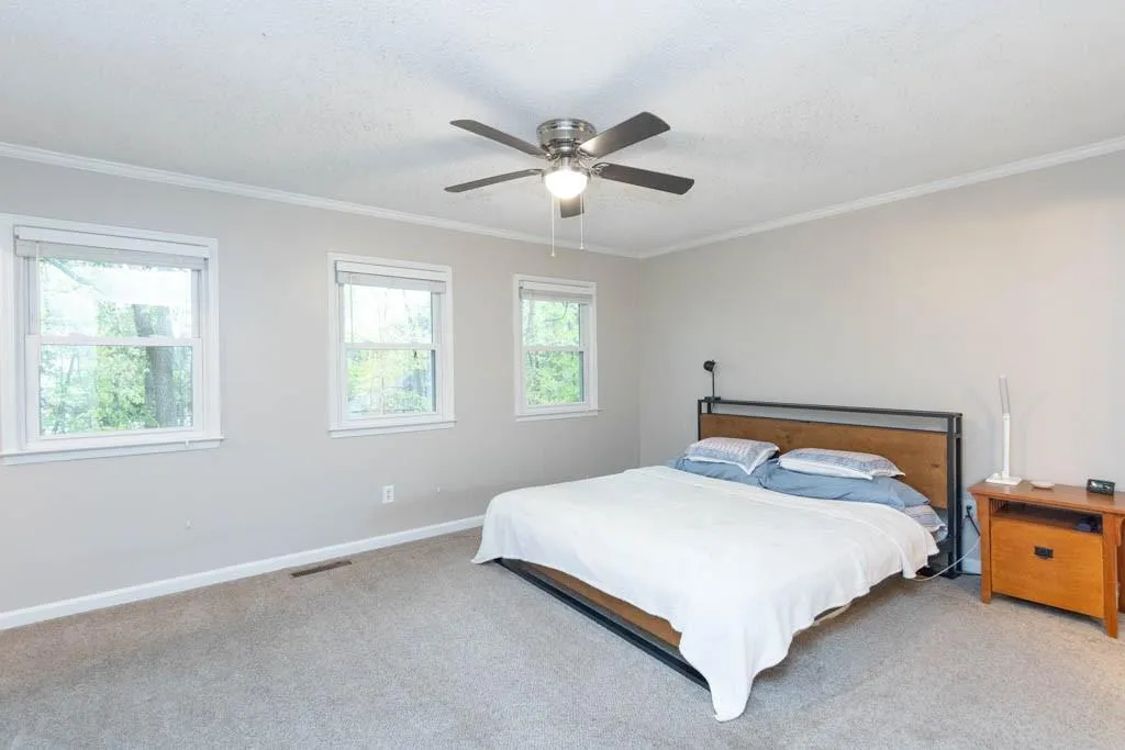 219 Peachtree Hollow Court, Sandy Springs, Georgia 30328, 2 Bedrooms Bedrooms, ,2 BathroomsBathrooms,Residential,Sold,219 Peachtree Hollow Court,7200282
