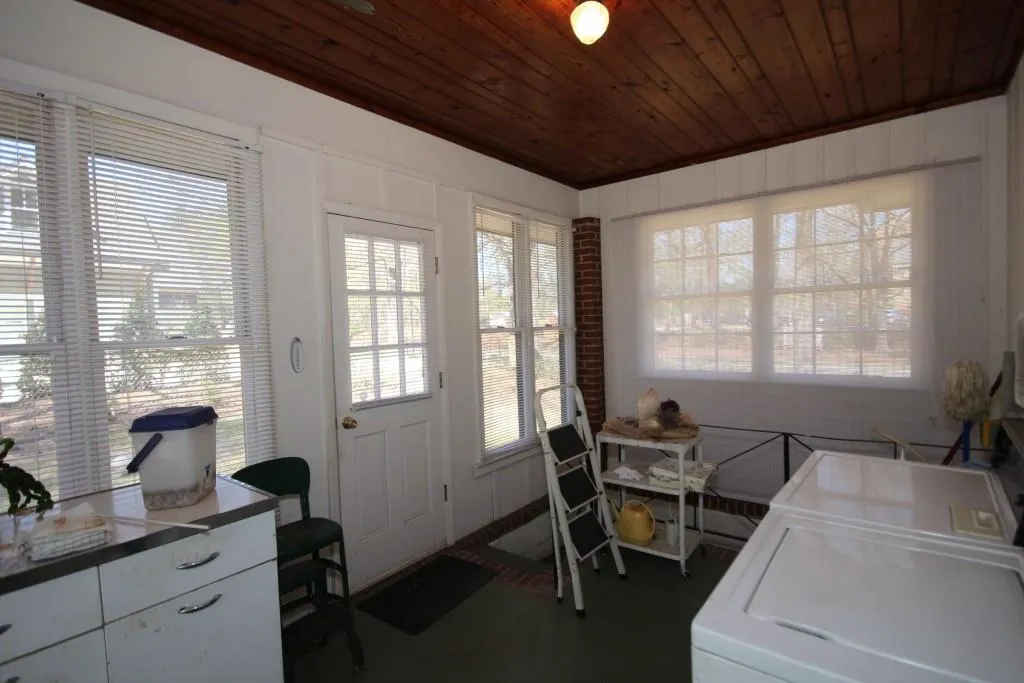 471 Johnson Ferry Road Ne, Sandy Springs, Georgia 30328, 3 Bedrooms Bedrooms, ,1 BathroomBathrooms,Residential,Sold,471 Johnson Ferry Road Ne,5663821