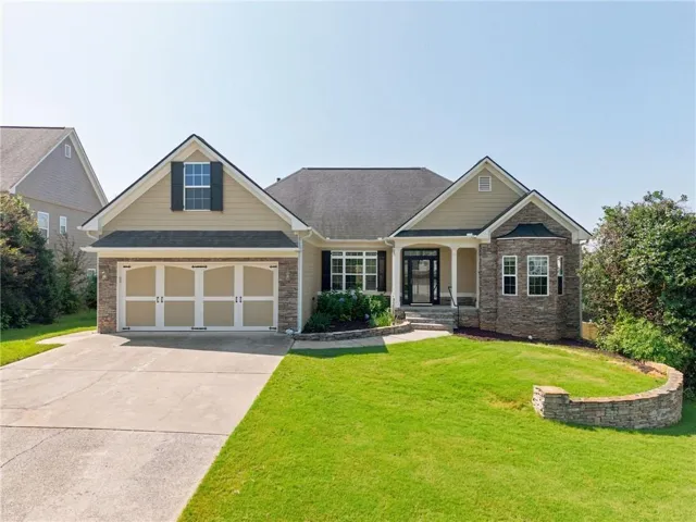 102 Colonial Circle Nw, Cartersville, Georgia 30120