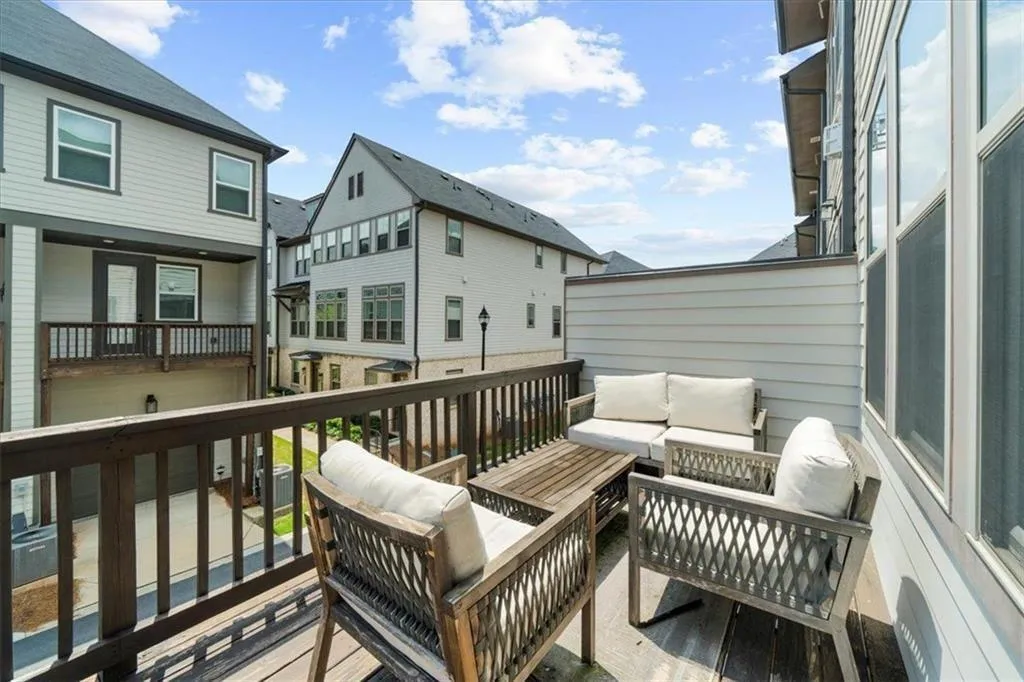 2435 Figaro Drive, Atlanta, Georgia 30339, 3 Bedrooms Bedrooms, ,3 BathroomsBathrooms,Residential,For Sale,2435 Figaro Drive,7672915