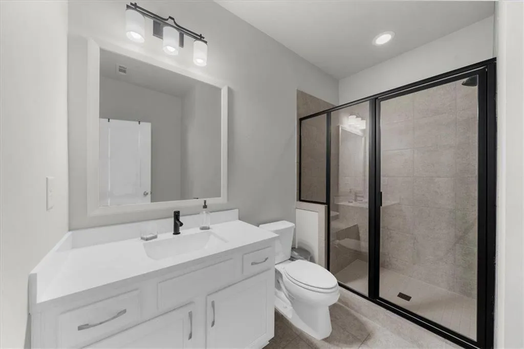 2435 Figaro Drive, Atlanta, Georgia 30339, 3 Bedrooms Bedrooms, ,3 BathroomsBathrooms,Residential,For Sale,2435 Figaro Drive,7672915