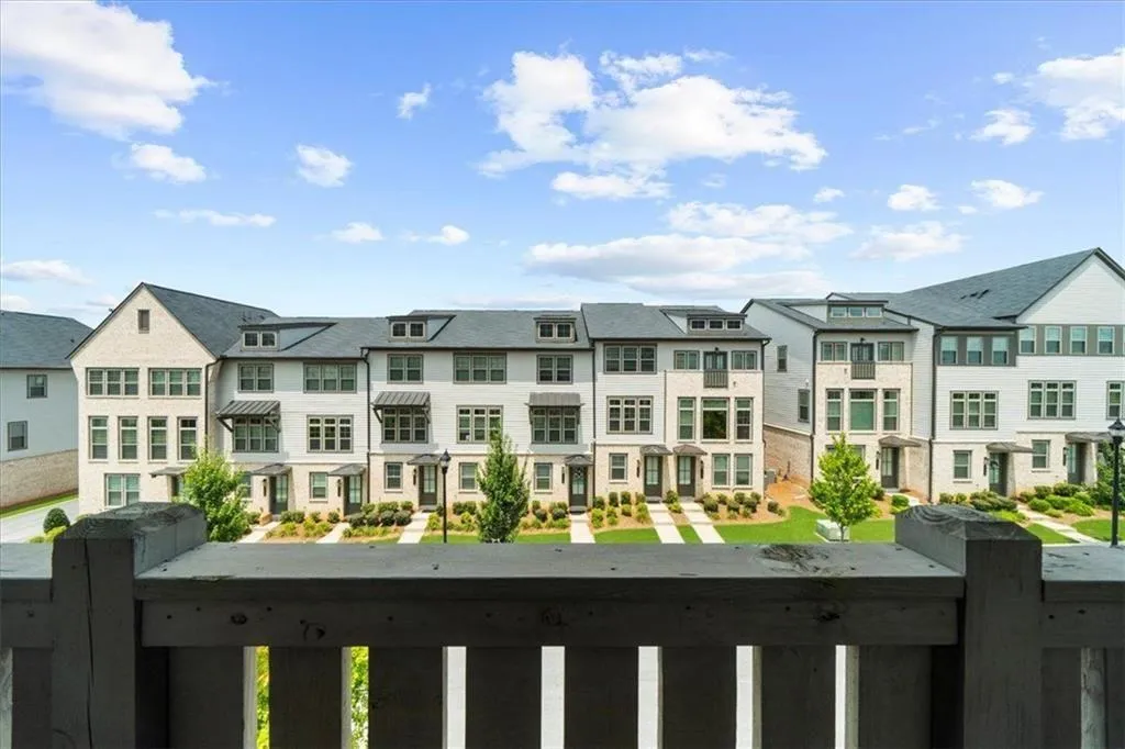 2435 Figaro Drive, Atlanta, Georgia 30339, 3 Bedrooms Bedrooms, ,3 BathroomsBathrooms,Residential,For Sale,2435 Figaro Drive,7672915