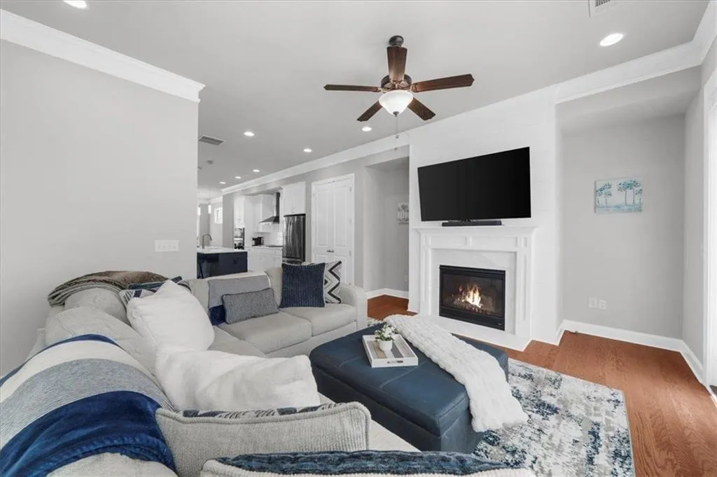 2435 Figaro Drive, Atlanta, Georgia 30339, 3 Bedrooms Bedrooms, ,3 BathroomsBathrooms,Residential,For Sale,2435 Figaro Drive,7672915