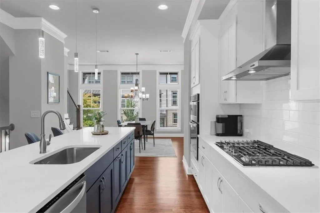 2435 Figaro Drive, Atlanta, Georgia 30339, 3 Bedrooms Bedrooms, ,3 BathroomsBathrooms,Residential,For Sale,2435 Figaro Drive,7672915