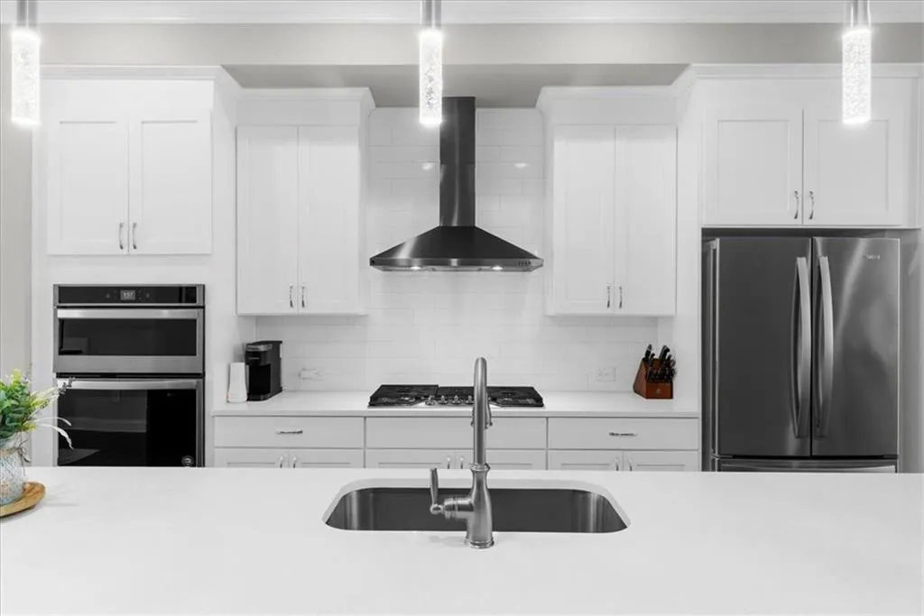 2435 Figaro Drive, Atlanta, Georgia 30339, 3 Bedrooms Bedrooms, ,3 BathroomsBathrooms,Residential,For Sale,2435 Figaro Drive,7672915