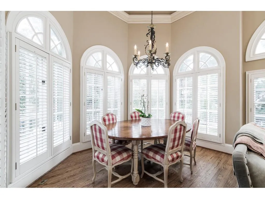 40 Old Stratton Chase, Atlanta, Georgia 30328, 5 Bedrooms Bedrooms, ,5 BathroomsBathrooms,Residential,Sold,40 Old Stratton Chase,6129333